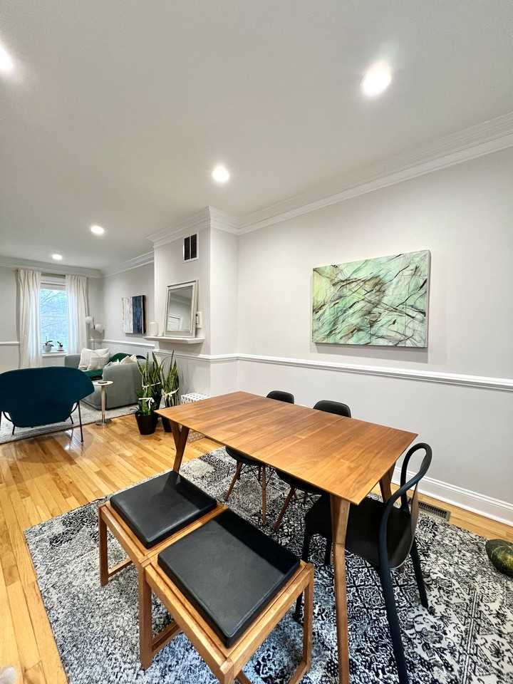 233 Bryant St Ne - Photo 4 of 18