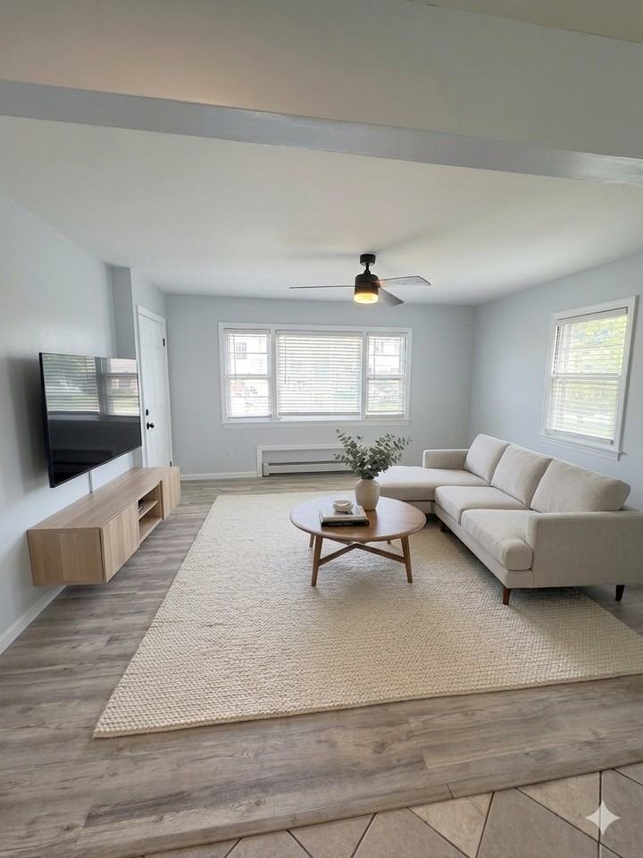 218 North 20Th Street #1stFL - Photo 2 of 15