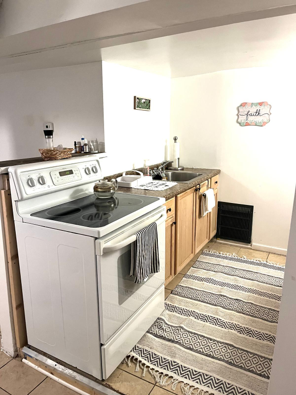 1826 S Trumbull Ave - Photo 7 of 9