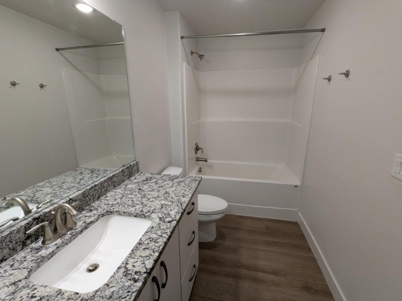 1561 Nw #202 - Photo 7 of 15