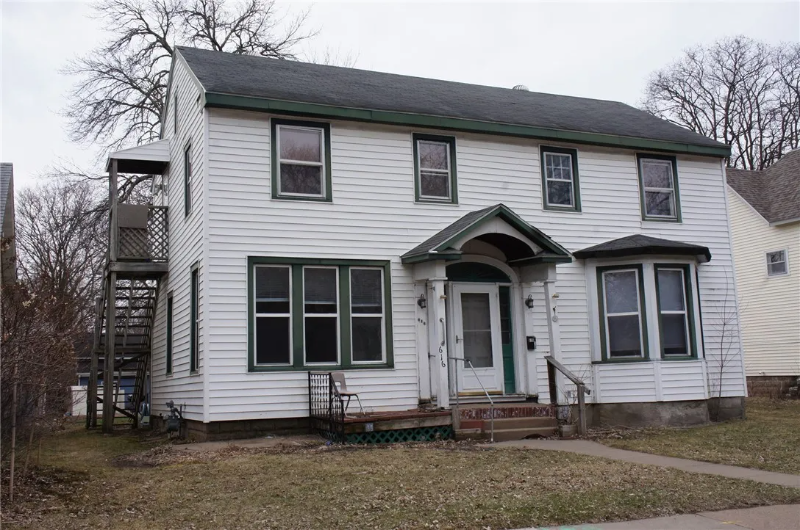 616 Hobart St #616HOBART - Photo 2 of 11