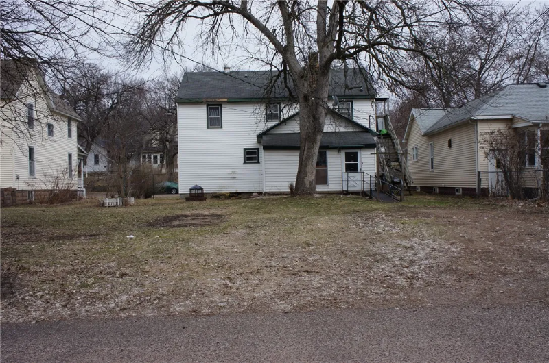 616 Hobart St #616HOBART - Photo 4 of 11