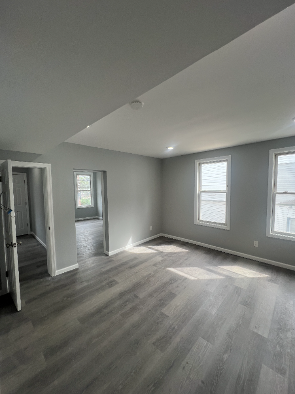 54 9th Ave W #1 - Photo 4 of 9