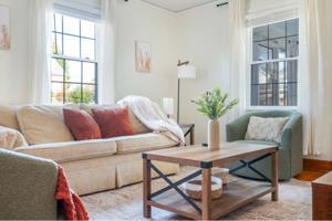 featured image of 3204 Richmond St
