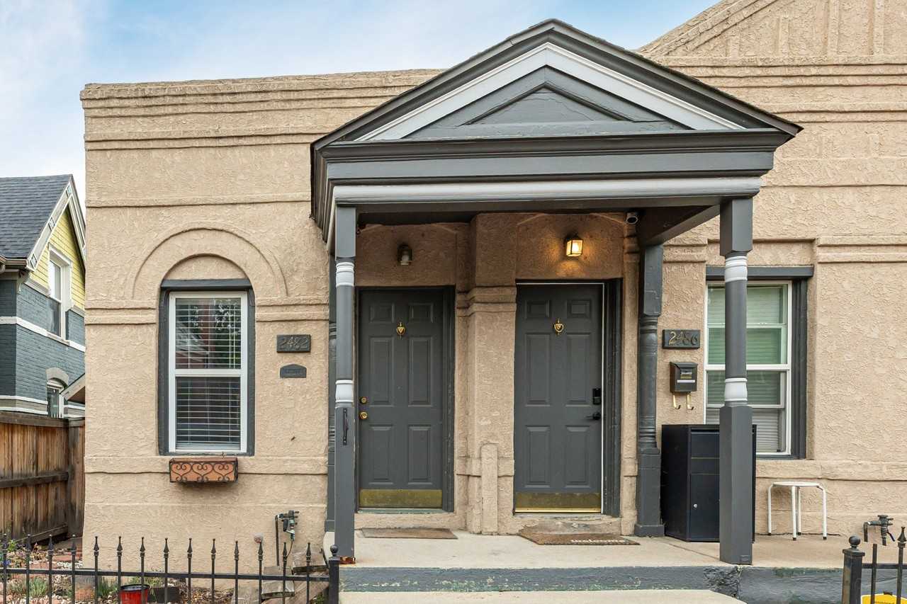 2482 W Argyle Pl - Photo 2 of 20