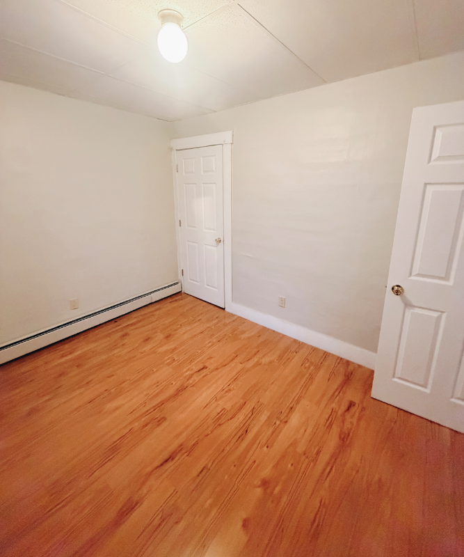 24 Main St #5 - Photo 4 of 6