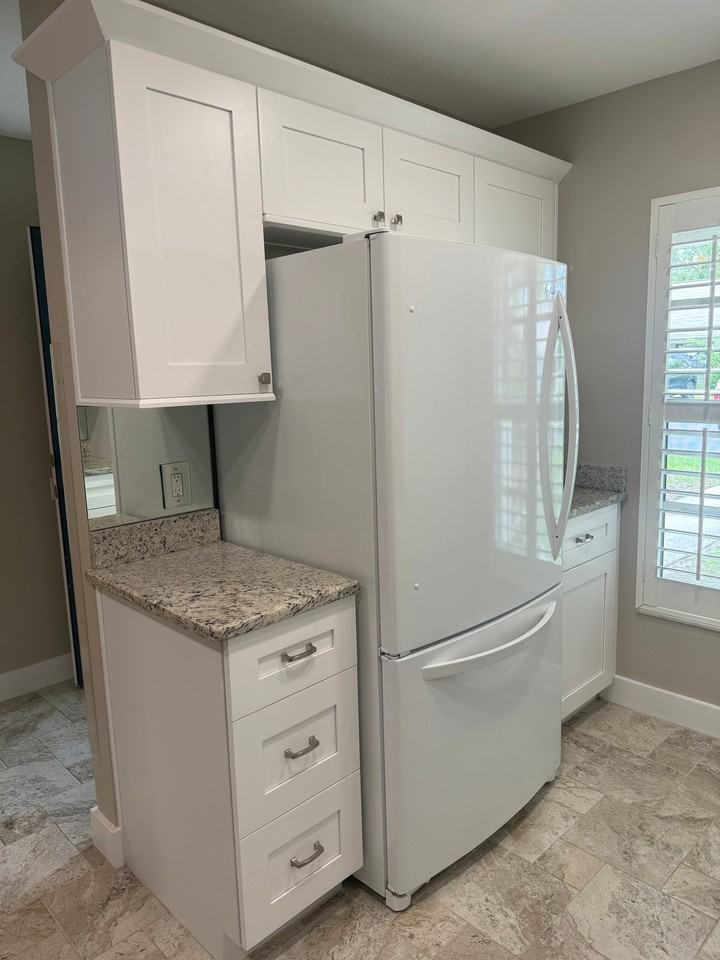 1135 Dover Ct - Photo 5 of 19