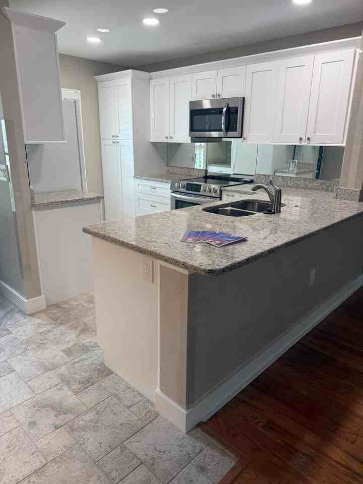 1135 Dover Ct - Photo 7 of 19