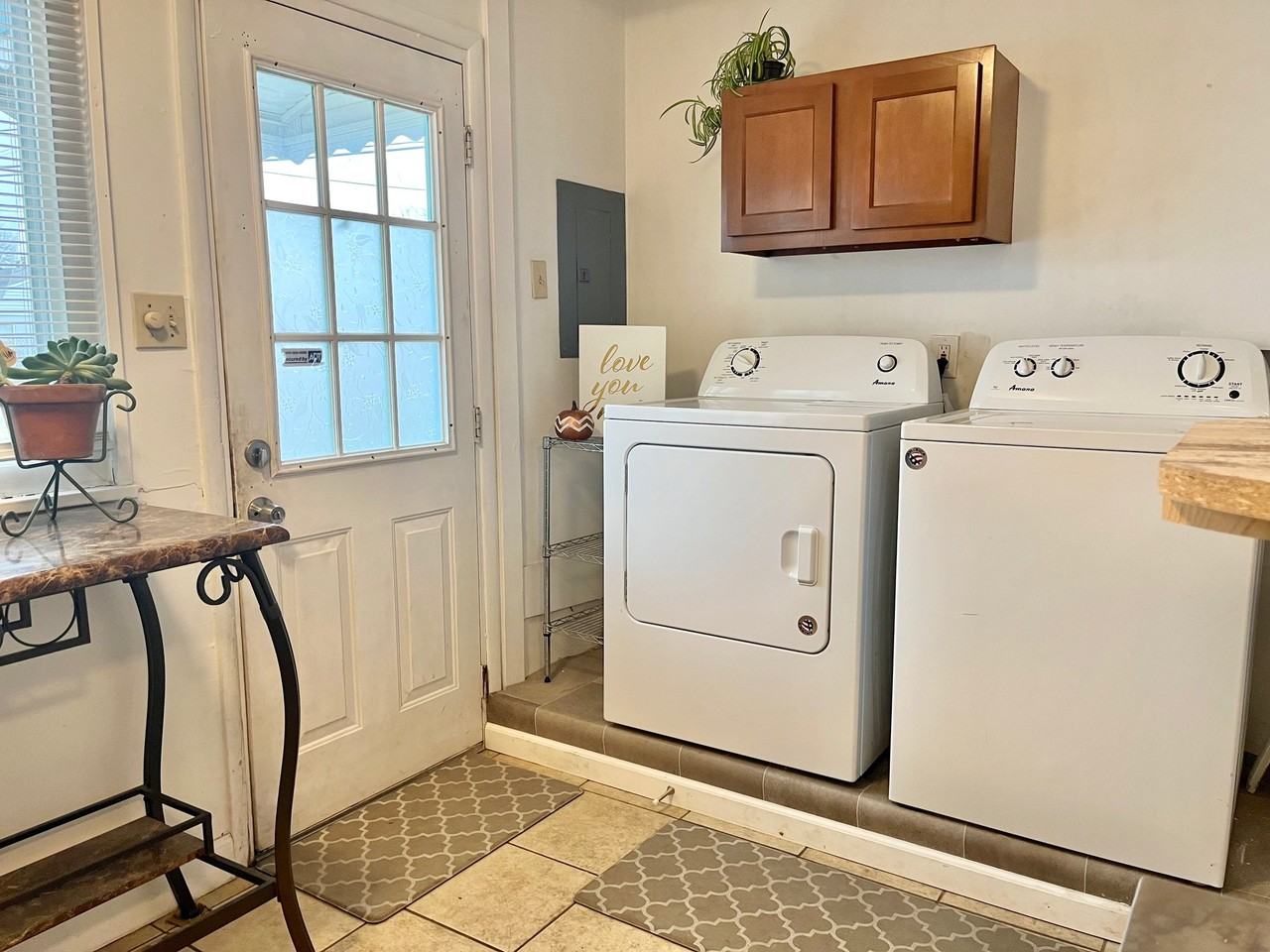 549 W 13th St - Photo 7 of 10