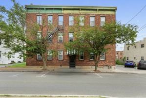 featured image of 23 Monroe St #23-2R