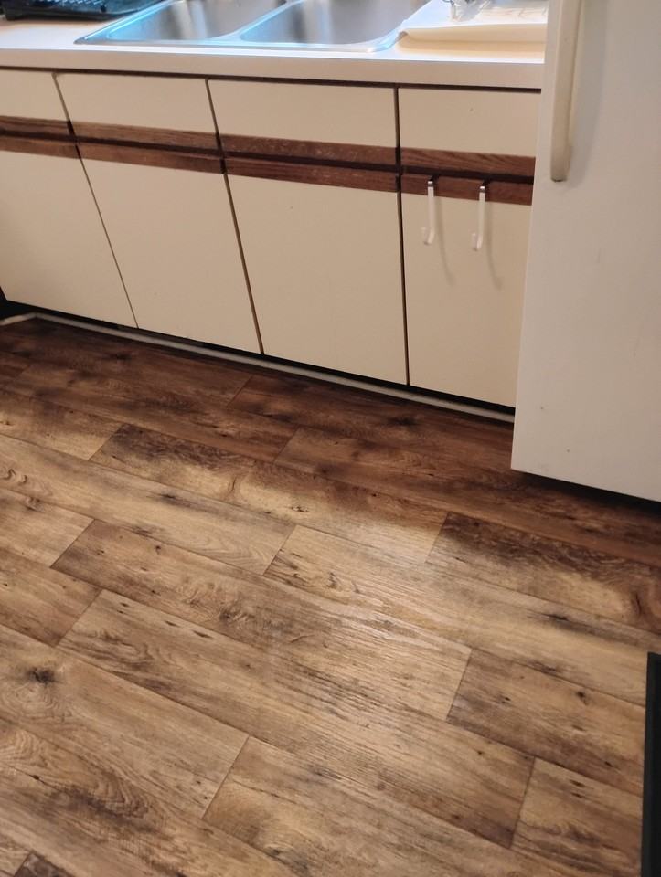 264 W 16th St - Photo 5 of 12