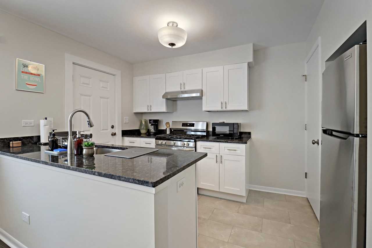 2317 Western Ave #2319