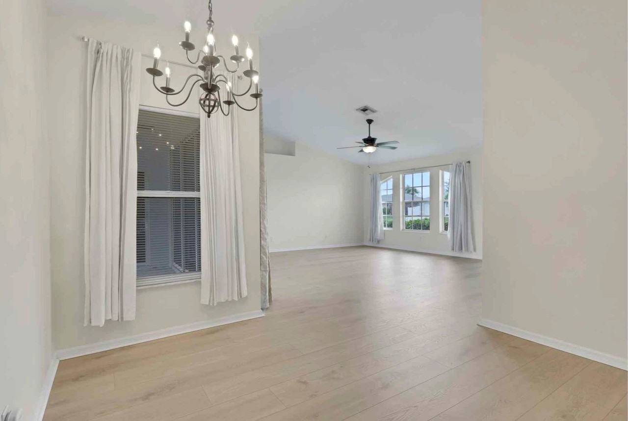 2124 Nw 18th Ave - Photo 5 of 21