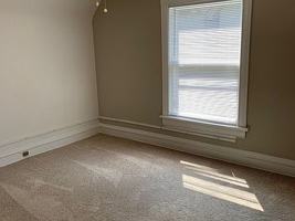 featured image of 210 N 5th St #2