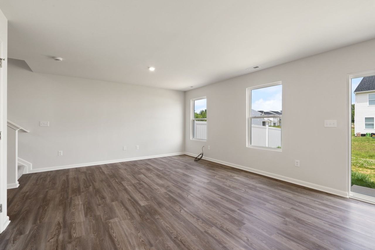 336 Jackson Way - Photo 6 of 20