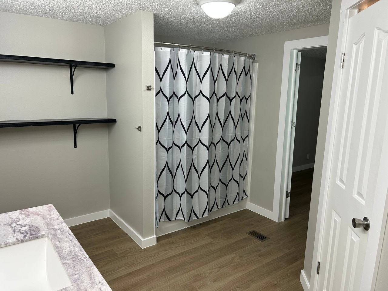 1158 S Collyge Ave - Photo 5 of 8