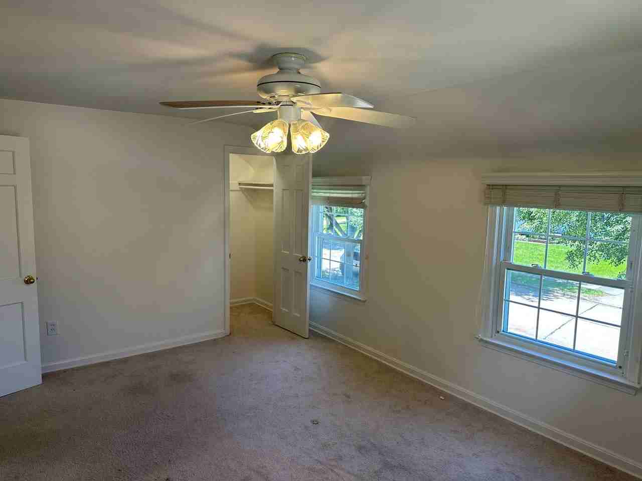 1547 Commodore Rd - Photo 3 of 19
