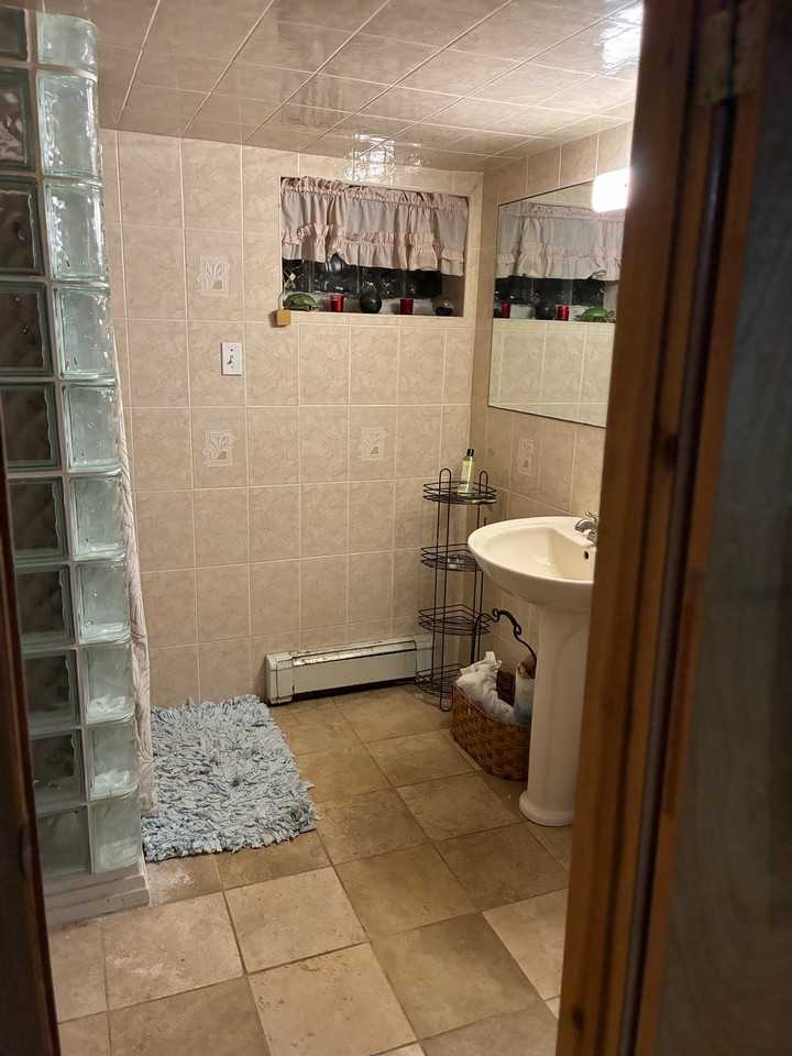 11902 235th St - Photo 5 of 12