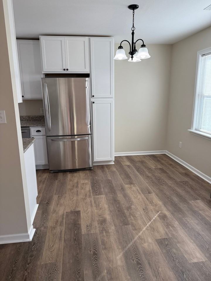 303 Cardinal Way - Photo 7 of 12