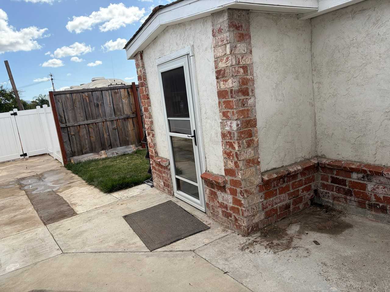 864 Farr Ave #B - Photo 7 of 14