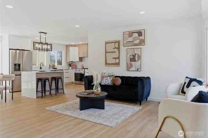 2013 S 249th Pl - Photo 5 of 20