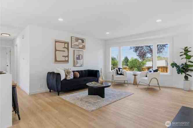 2013 S 249th Pl - Photo 6 of 20