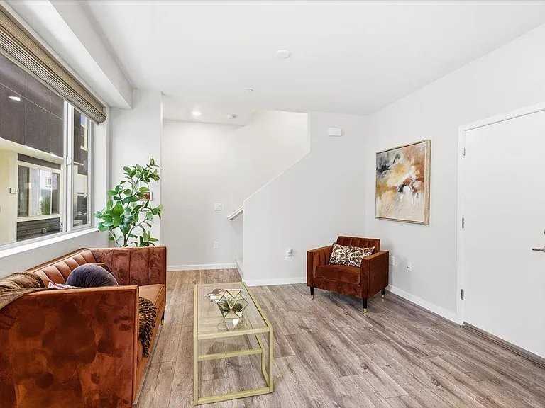 170 Box Ln #7 - Photo 4 of 19