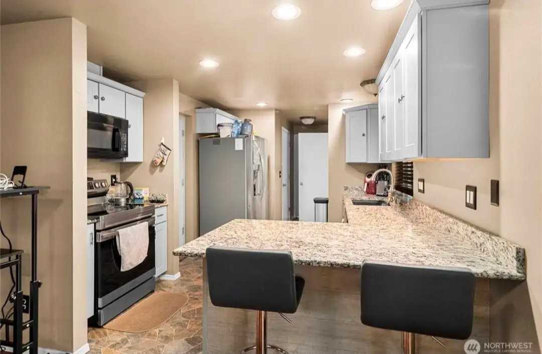 7923 Incline Ct Se - Photo 5 of 14