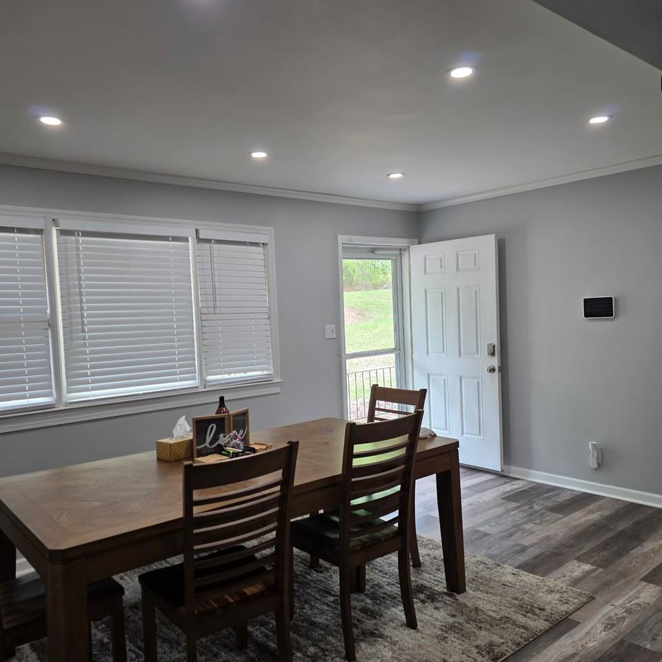 4529 Dixon Rd - Photo 7 of 10