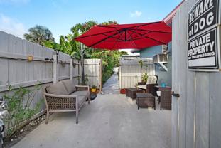 954 Ne 26th Ave - Photo 1 of 1