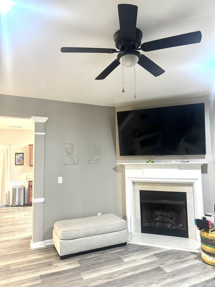 1290 Adcox Sq - Photo 5 of 14