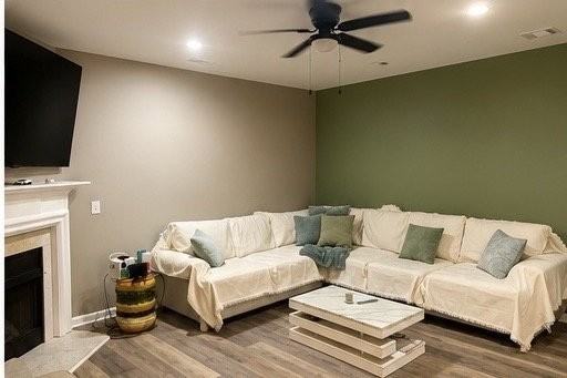 1290 Adcox Sq - Photo 6 of 14