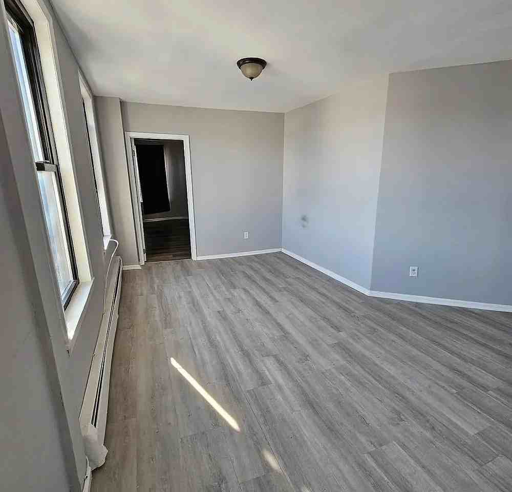 352 New Brunswick Ave #352-5 - Photo 2 of 4