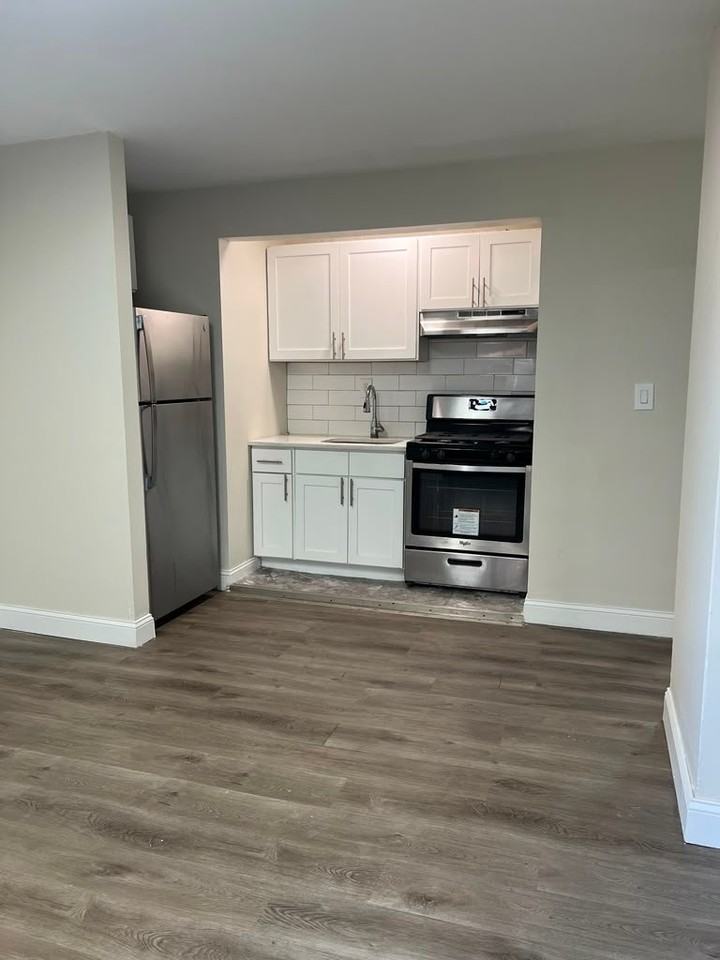 110 Washington St #6E