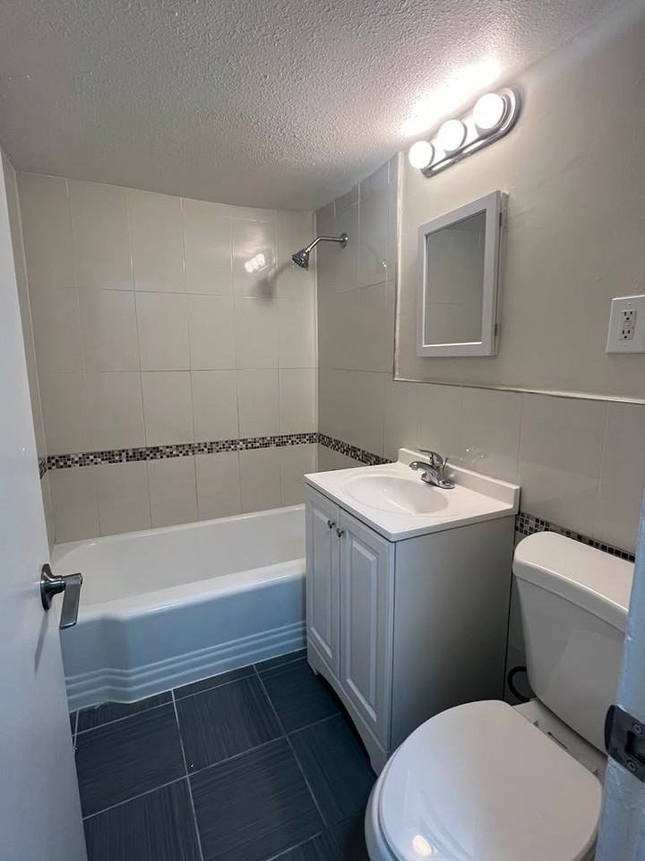 110 Washington St #6E - Photo 7 of 7