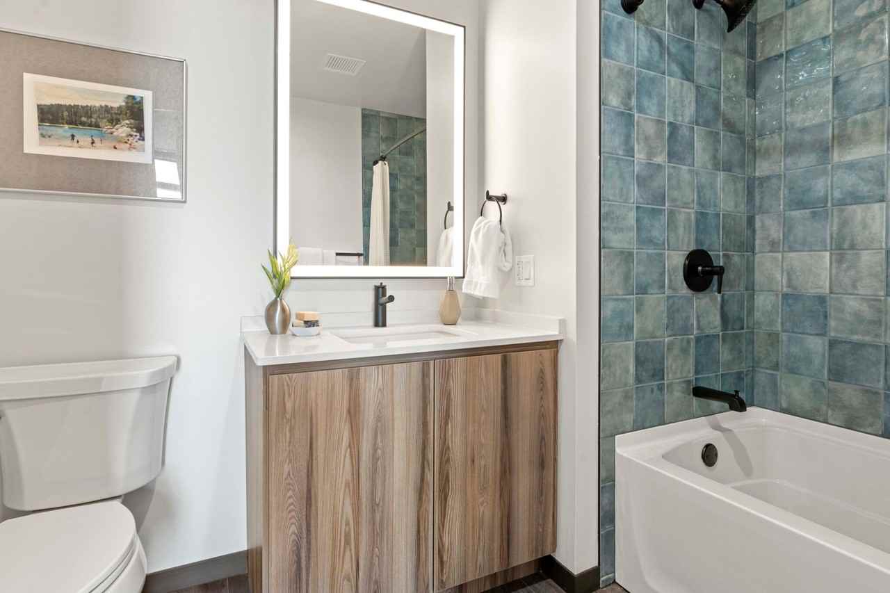 148 N Ashland Ave - Photo 6 of 16