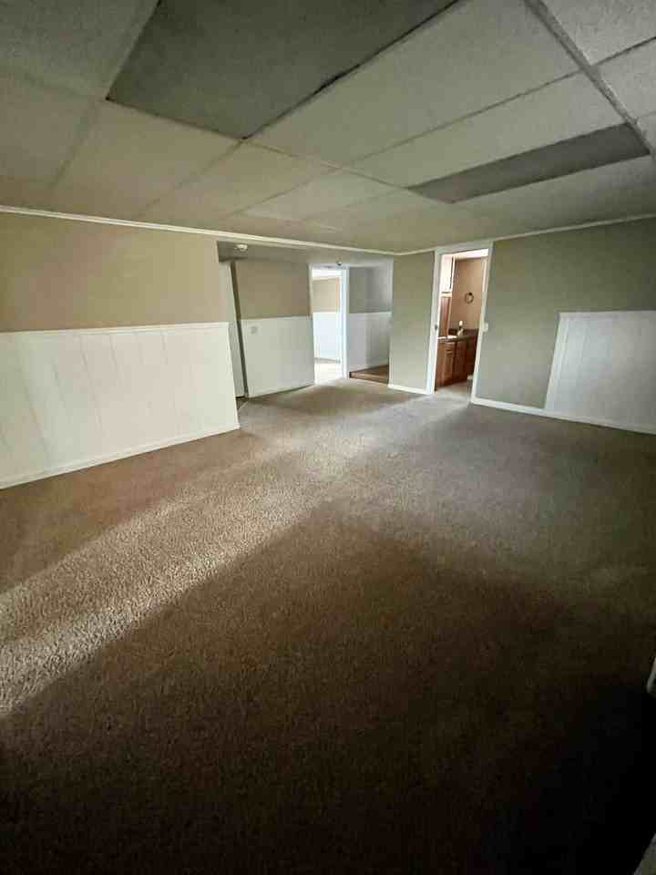 743 Cook Ave #B - Photo 4 of 13