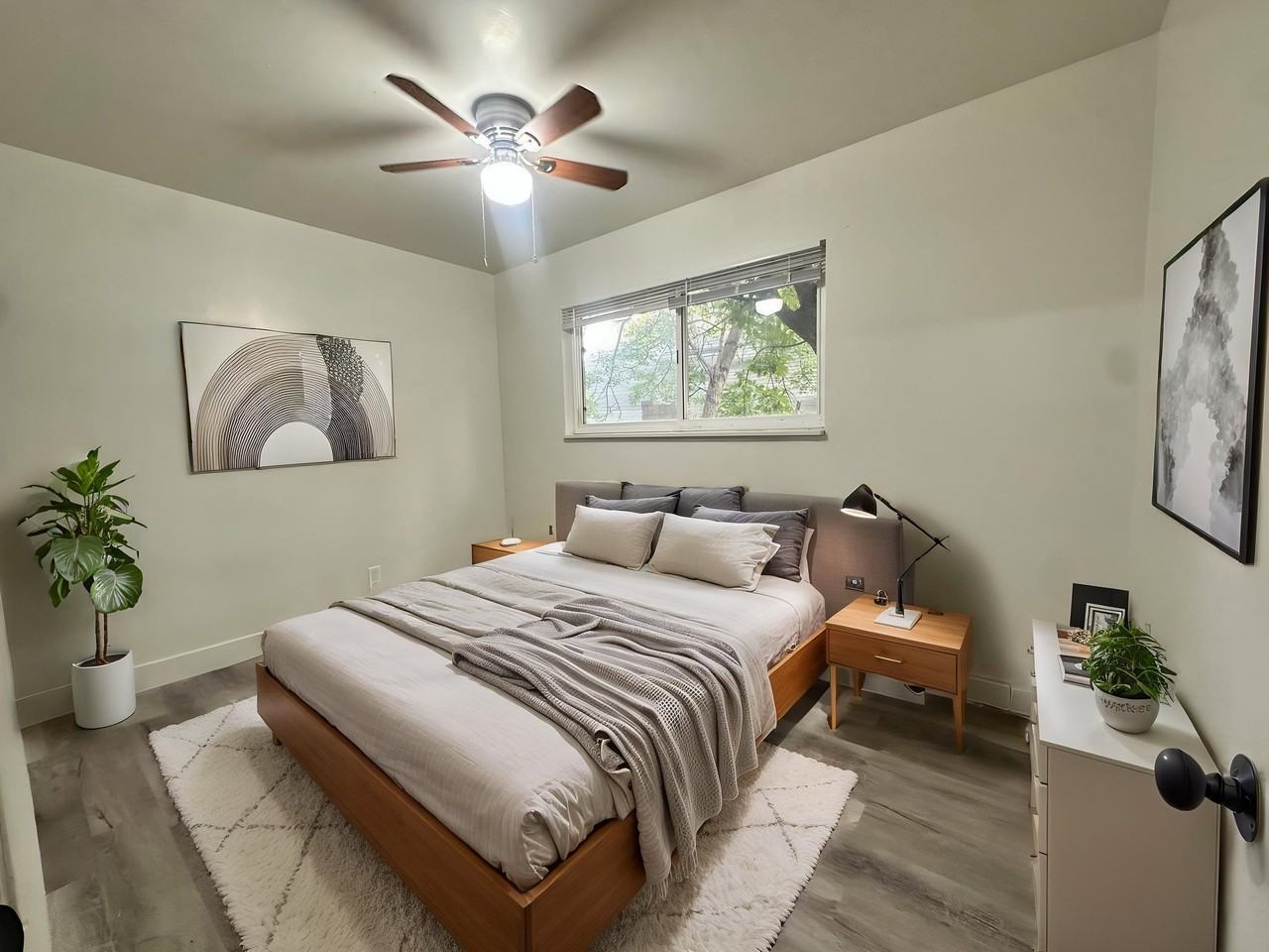 1340 S St #5 - Photo 6 of 10