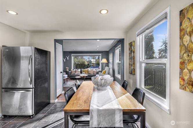 4027 51st Ave Sw - Photo 5 of 15