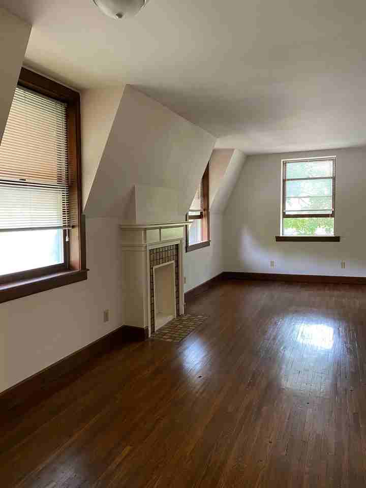 600 Pleasant Ridge Ave #1 - Photo 6 of 17