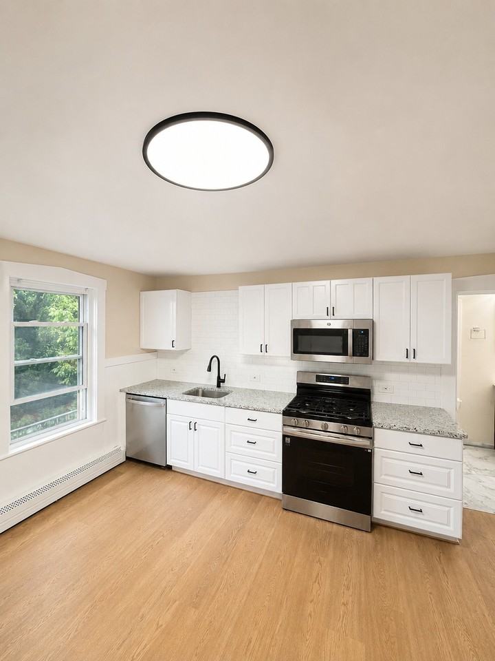 107 Franklin St #2 - Photo 2 of 13