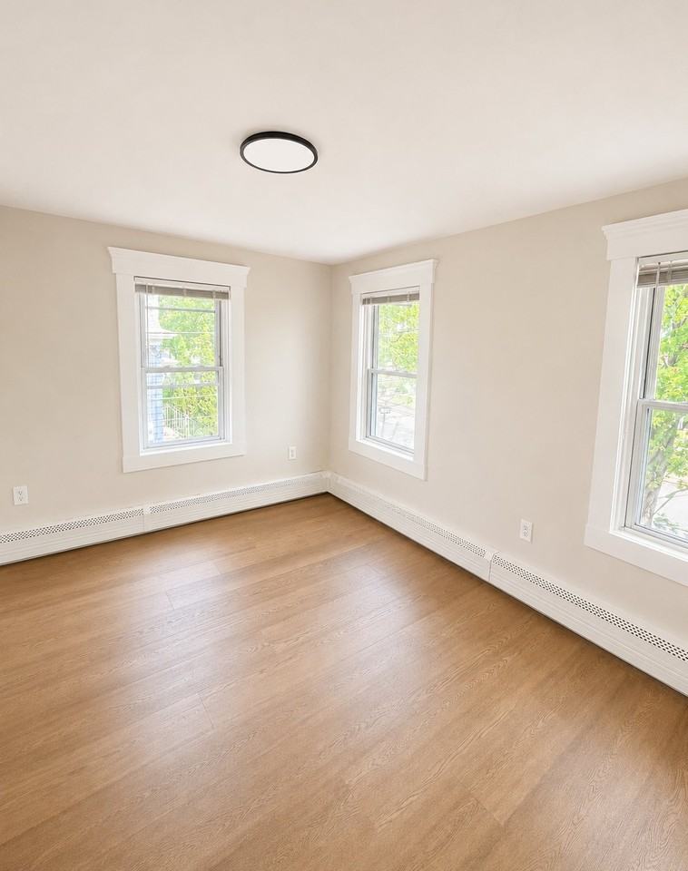 107 Franklin St #2 - Photo 7 of 13