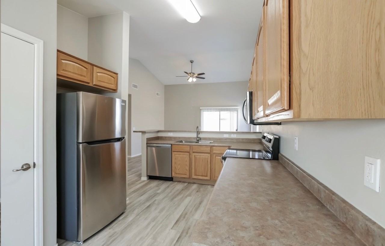 6224 S 20th Gln - Photo 5 of 12