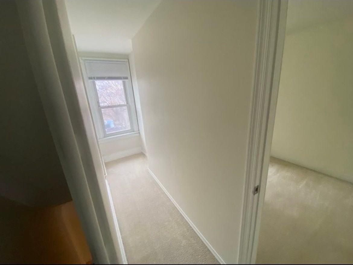 753 Front St - Photo 3 of 12
