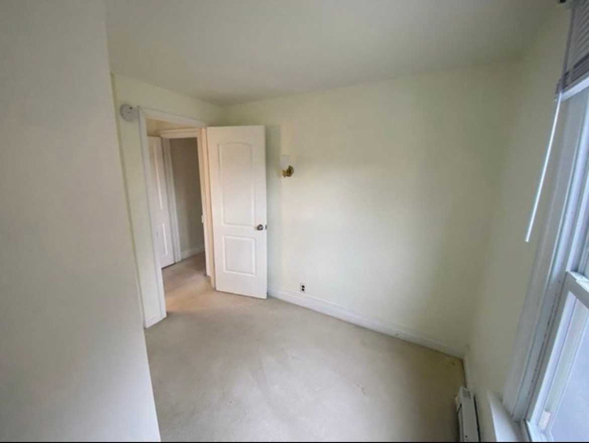 753 Front St - Photo 7 of 12