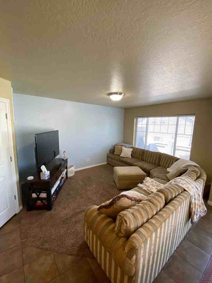 1041 Independence Ave - Photo 3 of 13