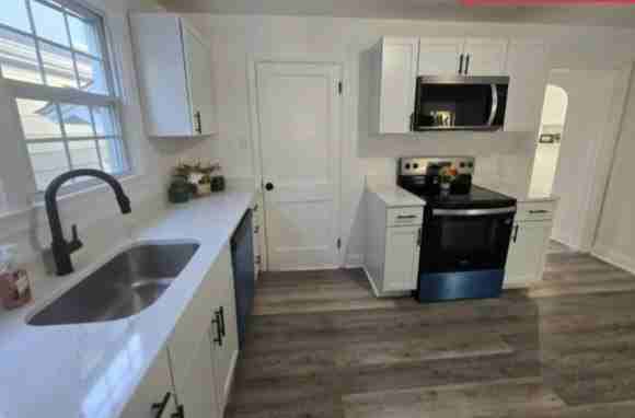 620 W Virginia Ave - Photo 7 of 20