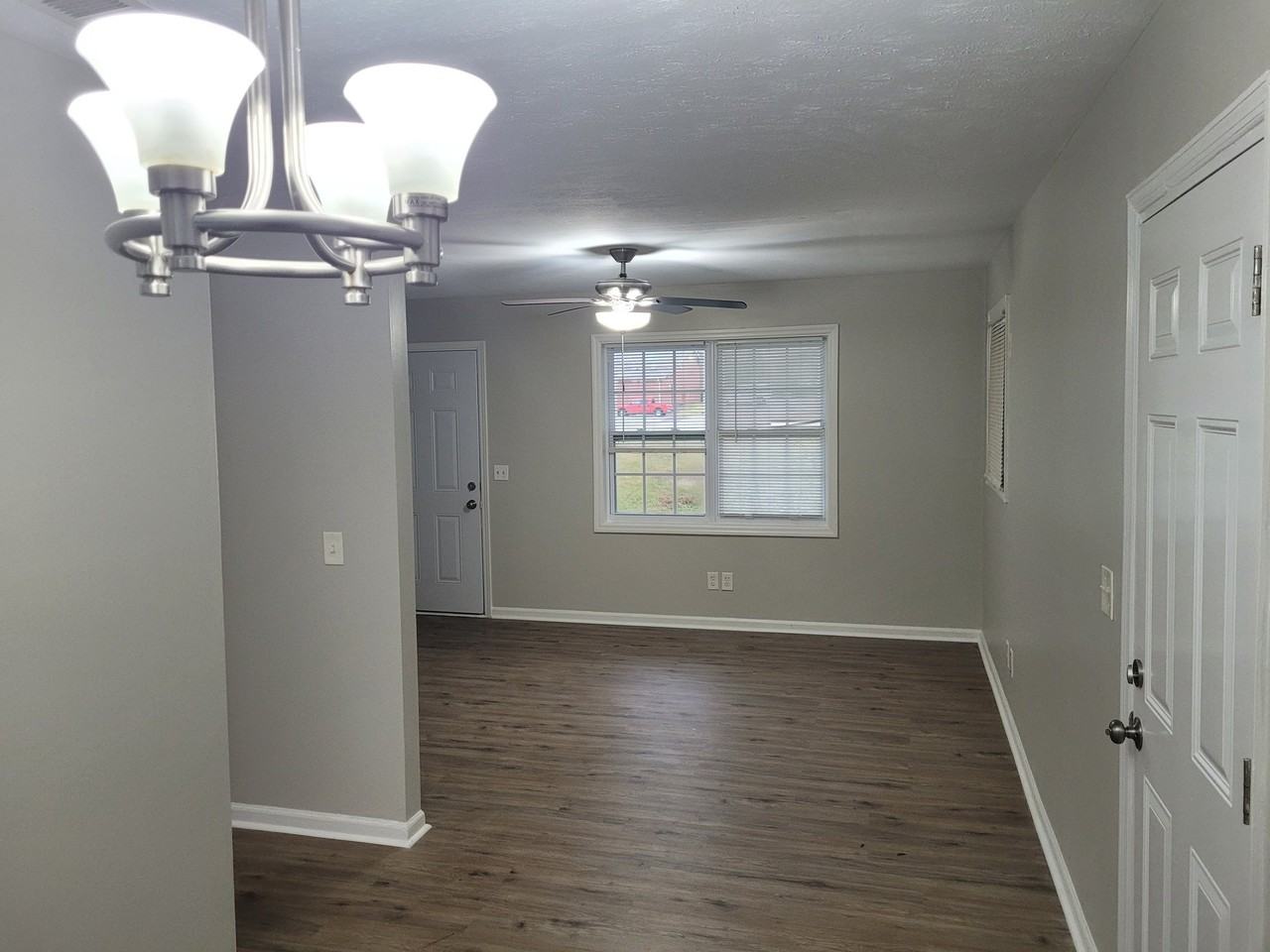 1711 Floyd Rd - Photo 2 of 16