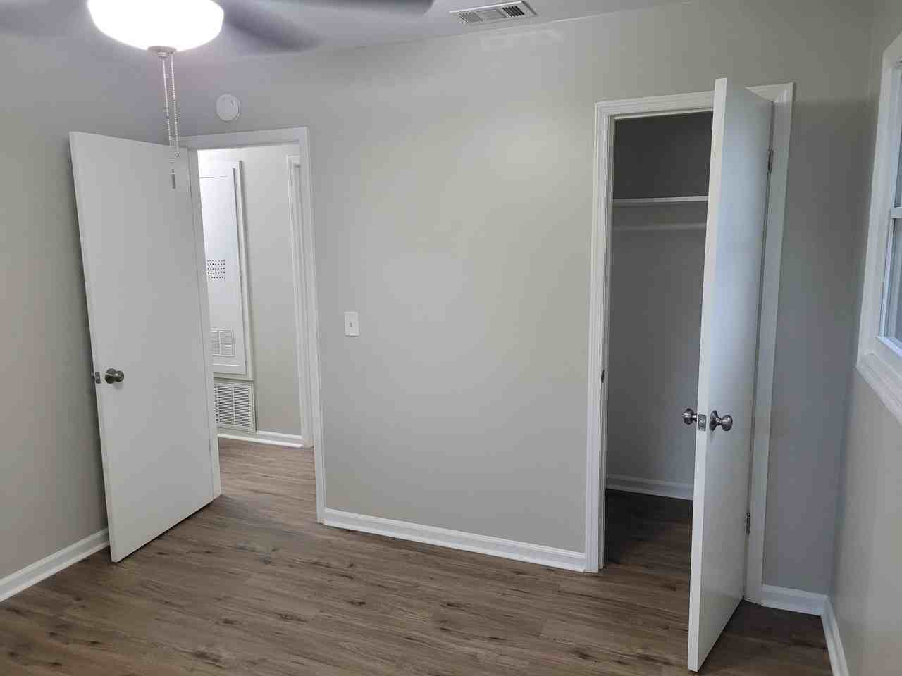1711 Floyd Rd - Photo 7 of 16