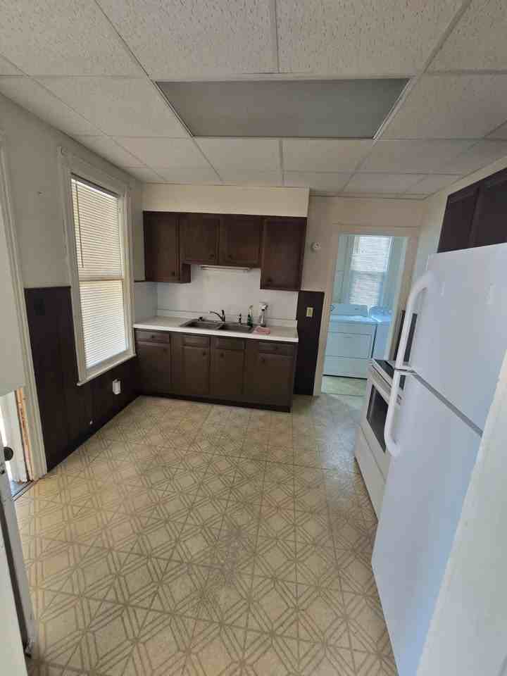 437 George St #1 - Photo 7 of 17